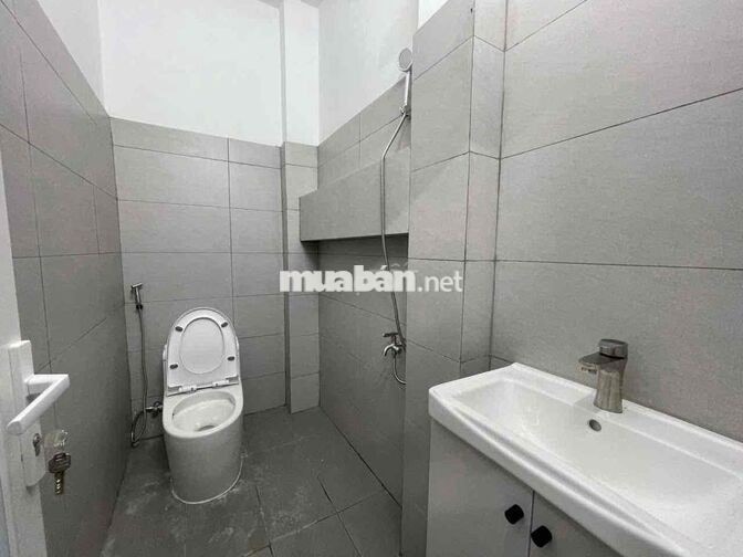 BÁN TOÀ NHÀ CĂN HỘ DỊCH VỤ 11 tỷ đường 13 phường bình hưng hoà A Q. bt