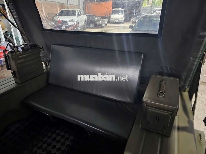 Jeep M151 A2 Xanh rêu Số sàn