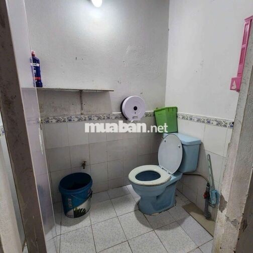 cho thuê nhà có nhiều nội thất - 2 phòng ngủ - sẽ bê mới lại