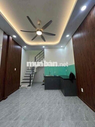 CHỈ 2.35 TỶ  – SỔ HỒNG RIÊNG 🏡 NHÀ 2 TẦNG – CÁCH MẶT TIỀN 2 CĂN