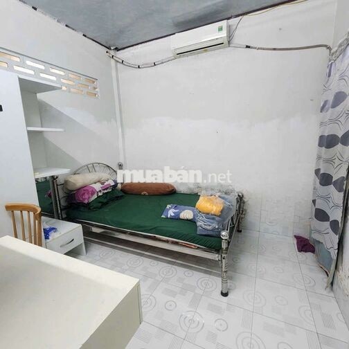 cho thuê nhà có nhiều nội thất - 2 phòng ngủ - sẽ bê mới lại