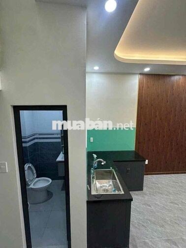 CHỈ 2.35 TỶ  – SỔ HỒNG RIÊNG 🏡 NHÀ 2 TẦNG – CÁCH MẶT TIỀN 2 CĂN