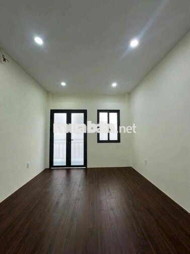 CHỈ 2.35 TỶ  – SỔ HỒNG RIÊNG 🏡 NHÀ 2 TẦNG – CÁCH MẶT TIỀN 2 CĂN