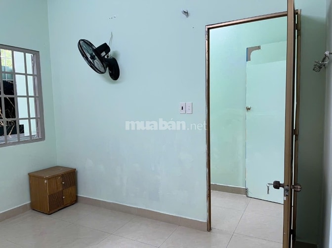 PHÒNG RỘNG GẦN AEON MALL TÂN PHÚ (DÀNH CHO CÁC BẠN CÓ NUÔI THÚ)