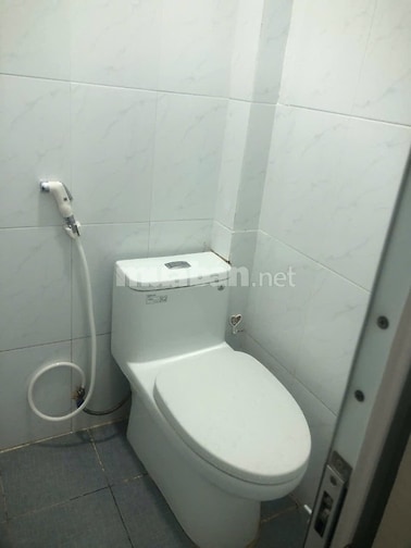 Cho thuê căn hộ chung cư Lầu 3 số 24 Ngô Quyền, P. An Đông 20m2 có gác