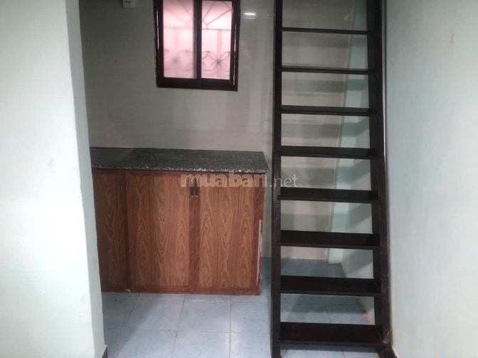 Cho thuê căn hộ chung cư Lầu 3 số 24 Ngô Quyền, P. An Đông 20m2 có gác