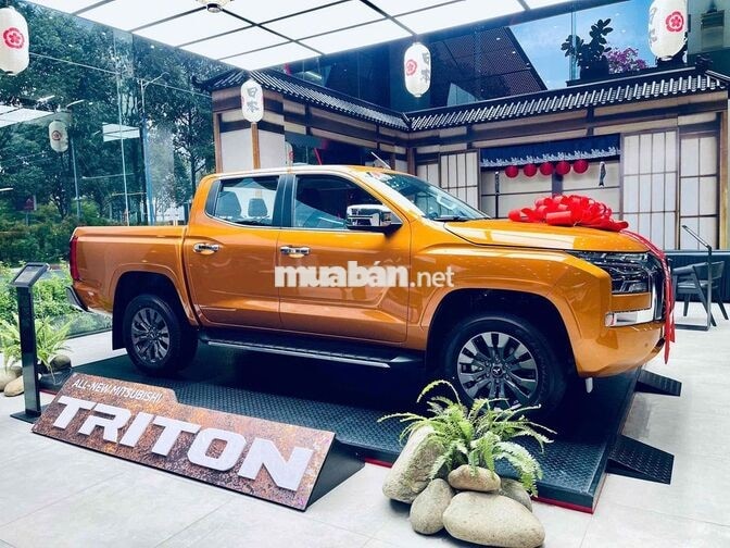 Mitsubishi Triton Premium 1 cầu Cam