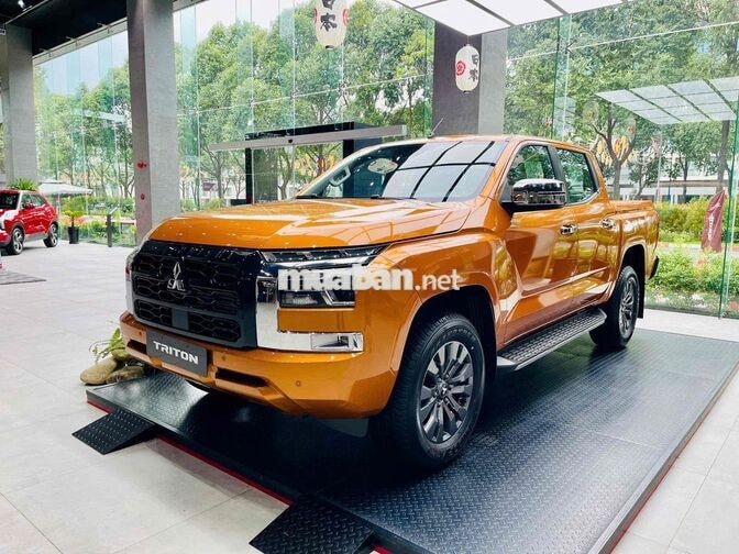 Mitsubishi Triton Premium 1 cầu Cam