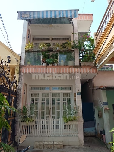Bán nhà trong Chợ Phú Xuân Đường Huỳnh Tấn Phát Nhà Bè 