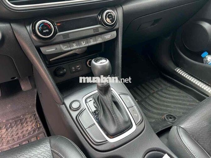 Hyundai Kona 2020 2.0 ATH Đỏ 90000 km