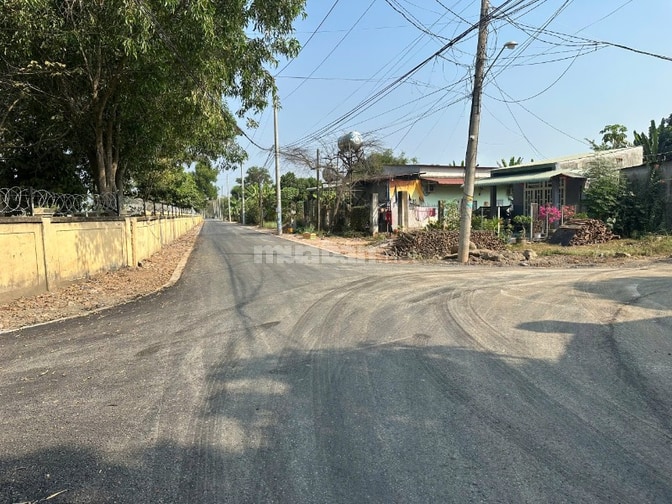 Cho thuê nhà kho TDT:1000m2,kho 280m2 nhà kho Tiến Thành,TP.Đồng Xoài,