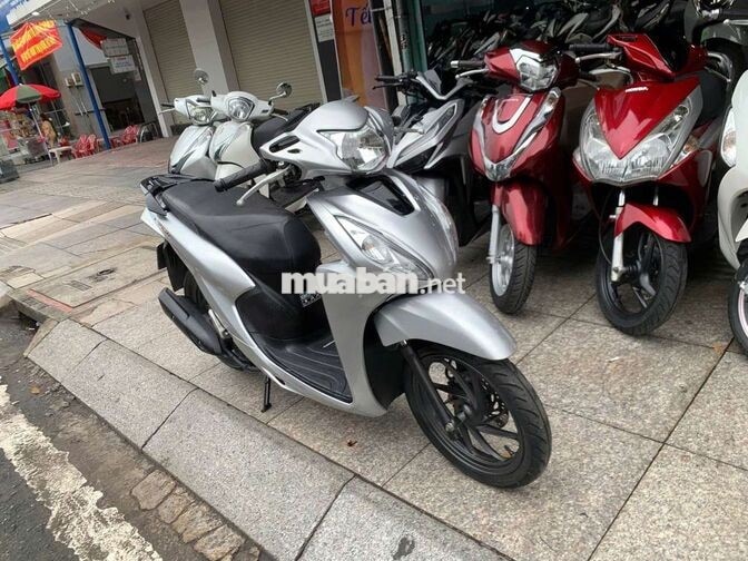Honda Vision 2023 Bạc 90%