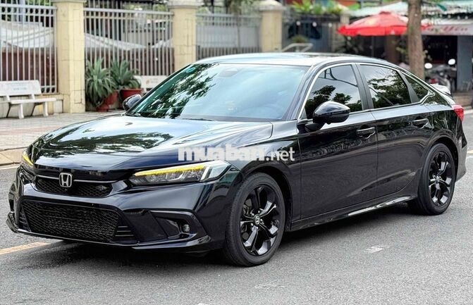 Honda Civic 2023 gen 11 G 1.5Turbo Đen, xe zin