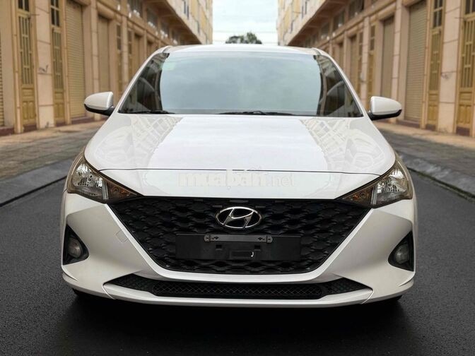 Hyundai Accent Base 2022 Trắng 85.000 km