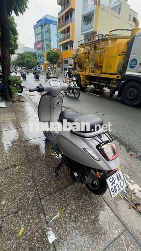 Piaggio Vespa 50cc 2026 Xám Đã sử dụng