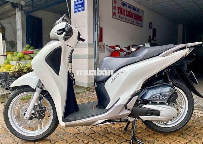 Honda SH 125i CBS Date 2017 Bs phong thủy 38636