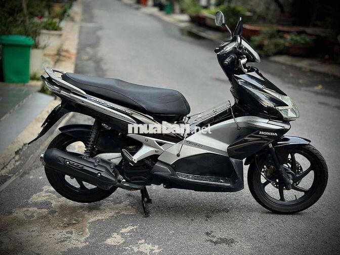 Honda Air Blade 2010 Đen Xăng