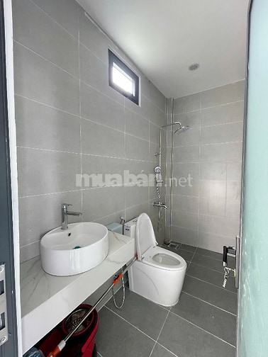 XUẤT HIỆN CĂN NHÀ CẤP 4 SÂN VƯỜN 1TỶ750 GIÁP PHƯỜNG BỬU LONG BIÊN HÒA.