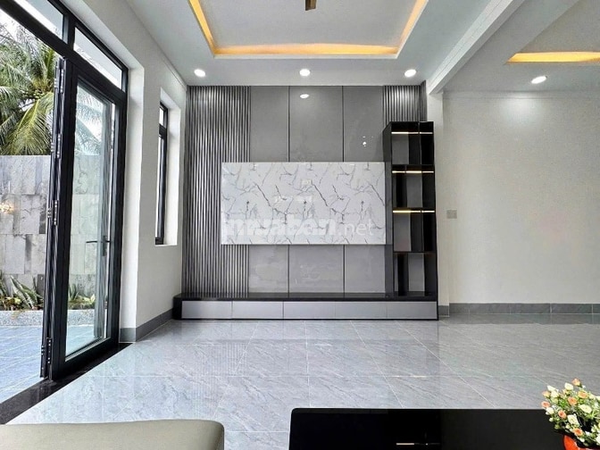 XUẤT HIỆN CĂN NHÀ CẤP 4 SÂN VƯỜN 1TỶ750 GIÁP PHƯỜNG BỬU LONG BIÊN HÒA.