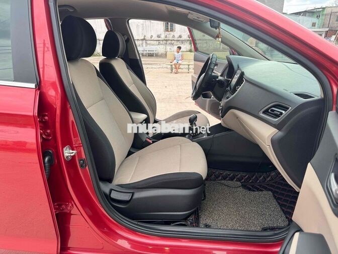 Bán Hyundai Accent 2023 MT hỗ trợ bank