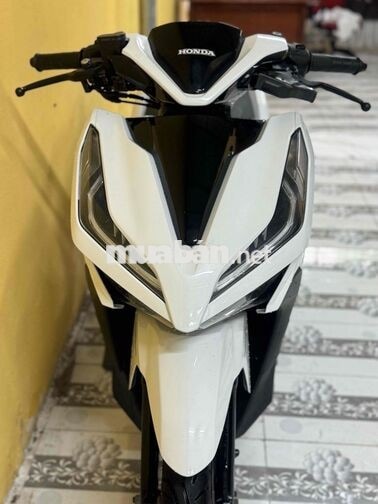 Vario 150 đời 2020 trắng đen siêu mới 43C1-920.49