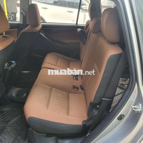 Toyota Innova 2018 Số sàn Ghế nỉ Bạc