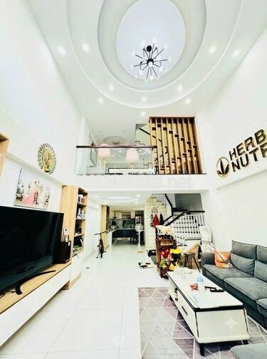 NHÀ ĐẸP 5 TẦNG BTCT- 70M2- NỞ HẬU - HẺM XE HƠI THÔNG CỐNG LỞ- TÂN BÌNH