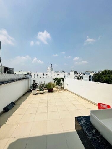 NHÀ ĐẸP 5 TẦNG BTCT- 70M2- NỞ HẬU - HẺM XE HƠI THÔNG CỐNG LỞ- TÂN BÌNH