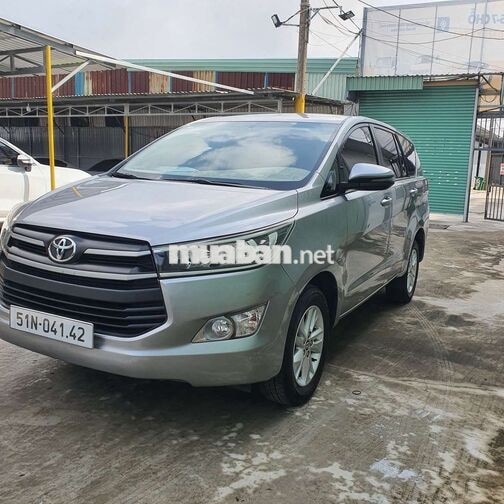 Toyota Innova 2018 Số sàn Ghế nỉ Bạc