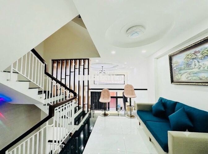 NHÀ ĐẸP 5 TẦNG BTCT- 70M2- NỞ HẬU - HẺM XE HƠI THÔNG CỐNG LỞ- TÂN BÌNH