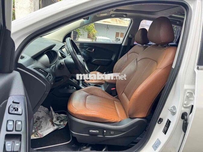 Hyundai Tucson Trắng Số tự động gầm cao 315 triệu