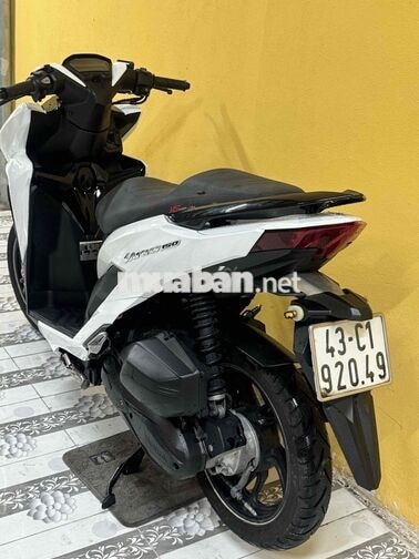 Vario 150 đời 2020 trắng đen siêu mới 43C1-920.49