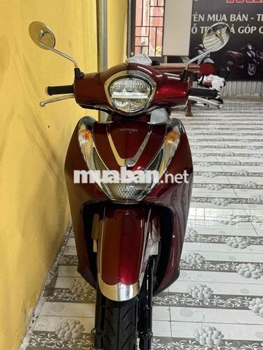 sh moden dời 2022 đỏ đen siêu mới 43E1-617.93