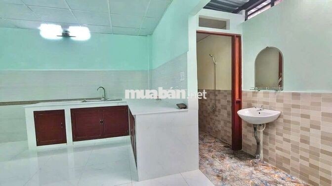 Cho Thuê Nhà 1 Trệt 1 Lầu 2PN 2WC 5x15m Hẻm Huỳnh Tấn Phát Quận 7