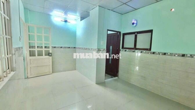 Cho Thuê Nhà 1 Trệt 1 Lầu 2PN 2WC 5x15m Hẻm Huỳnh Tấn Phát Quận 7