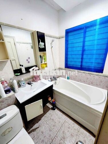 🏠 PHÒNG CHO NỮ - Gần UFM, Luật, Nguyễn Tất Thành