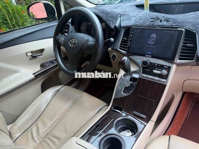 Toyota Venza 2.7 AWD 2009 Trắng Tự động