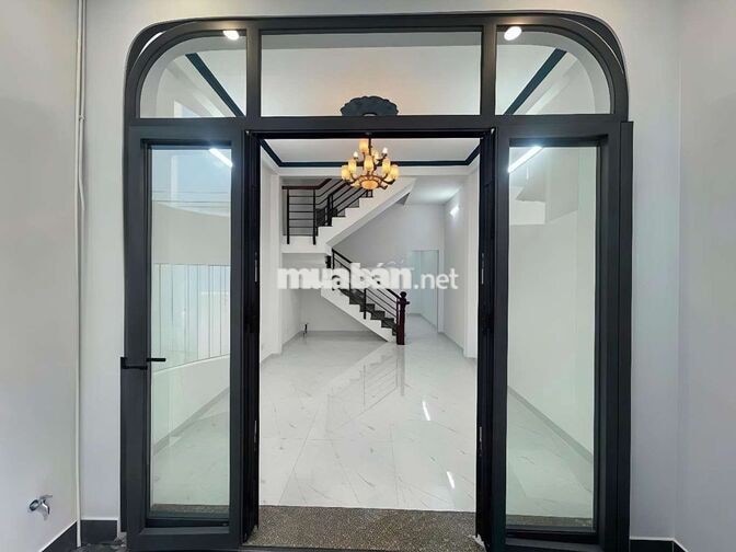 cho thuê nhà mới đẹp 4x11 đúc 2tấm 3PN3wc 368//nguyễn căn lượng p16 gv