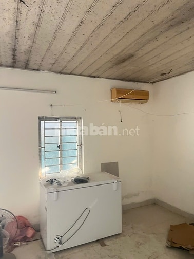 Nhà cấp 4 đường 2 ,5 phía đường Lĩnh Nam