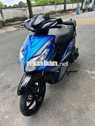 Yamaha Luvias Fi Xanh đen