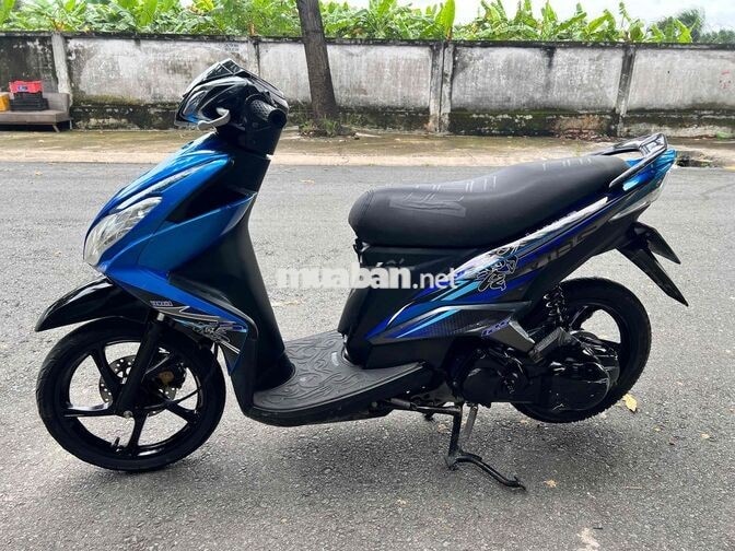 Yamaha Luvias Fi Xanh đen