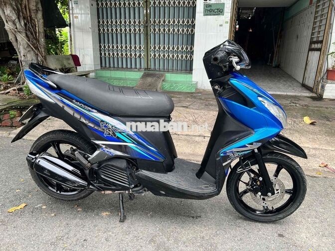 Yamaha Luvias Fi Xanh đen
