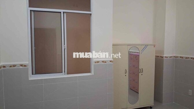 chính chủ cho thuê nhà 4,5x17 ba lầu