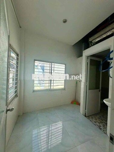 CHÍNH CHỦ CHO THUÊ NHÀ NGUYÊN CĂN 2 MẶT TIỀN THỐNG NHẤT