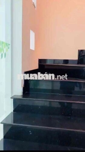🍀Cho thuê nhà đẹp nguyên căn MT Khu Tên Lửa. BTân