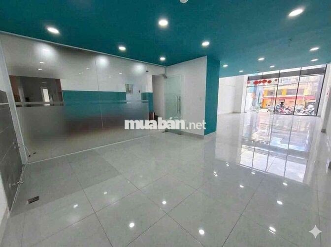 Mặt bằng 150m2 mặt tiền Nguyễn Thị Thập