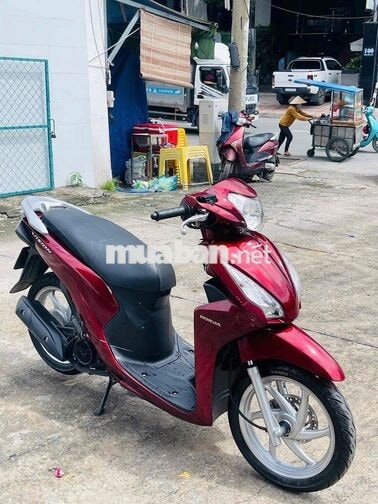 Vision 2018 màu Đỏ chính chủ