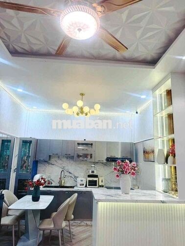 Nguyên căn full nội thất gần chợ tân thuận q7 cũ