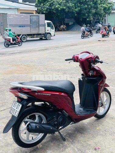 Vision 2018 màu Đỏ chính chủ
