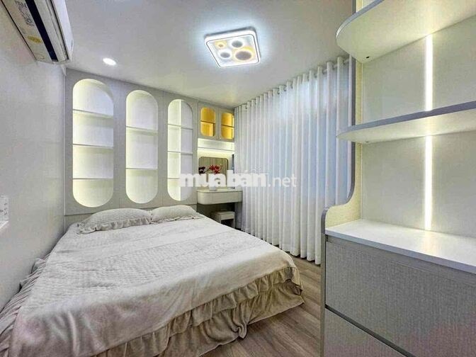 Nguyên căn full nội thất gần chợ tân thuận q7 cũ